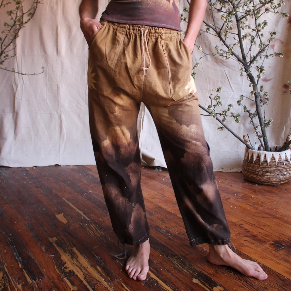 M/L Zhinh x Cotton Flower Cloud joggers (NEW)